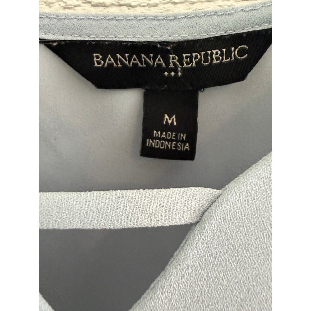 Banana Republic Light Blue Cap Sleeve Blouse – Size Medium - Picture 3 of 5